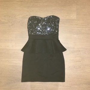 Black strapless dress
